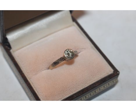 An 18ct white gold solitaire diamond ring, approx. 0.5carat, ring size K/L, approx. 2.5gms total weight 