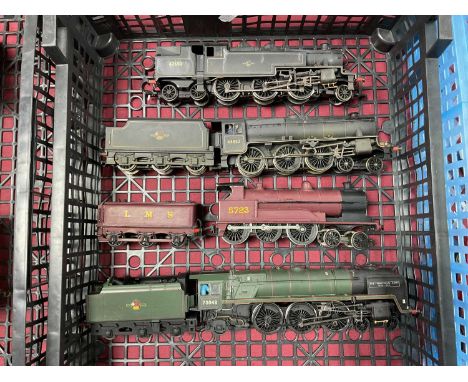 Four OO gauge steam locomotives, Hornby 2-6-4 Tank Engine no 42650, Hornby Black Five no 44852, Hornby Britannia class no 700