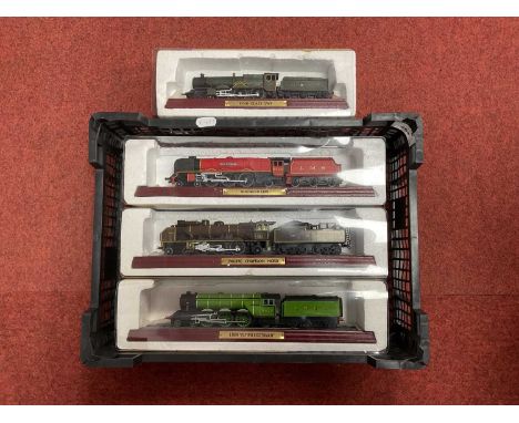 Four approximately 1:100 scale static model Steam locomotives mounted on wood effect plinths, including Flying Scotsman, Duch