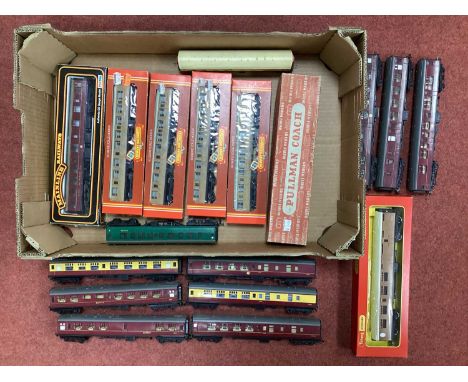 Eighteen OO gauge coaches by Triang, Hornby, Mainline and others, including a boxed Graham Farish Pullman Car and six other b