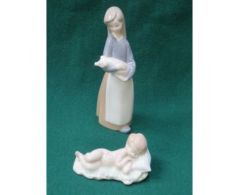 TWO SMALL LLADRO GLAZED CERAMIC FIGURES 