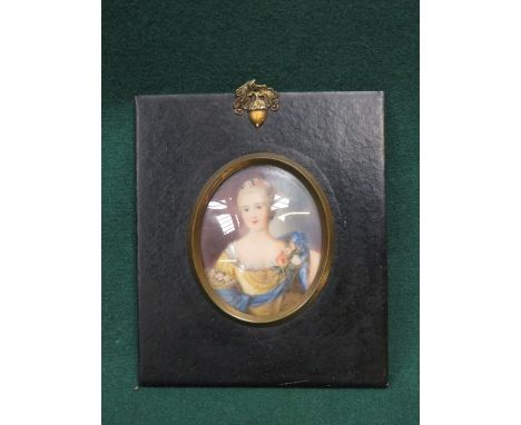 HANDPAINTED OVAL MINIATURE PORTRAIT WITHIN EBONISED FRAME 