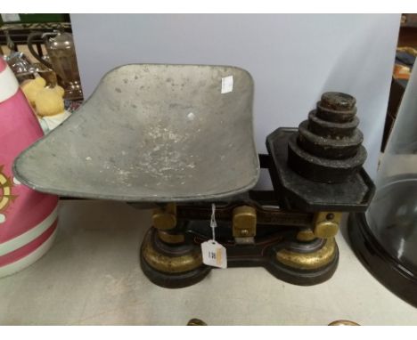 A set of J E Blackshaw of Barrow-in-Furness scales and weights 