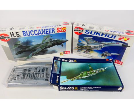 Airfix - OEZ -  Three plastic model kits, two factory sealed, to include 1/48 scale 08100 H.S. Buccaneer S2B and 1/72 scale 0