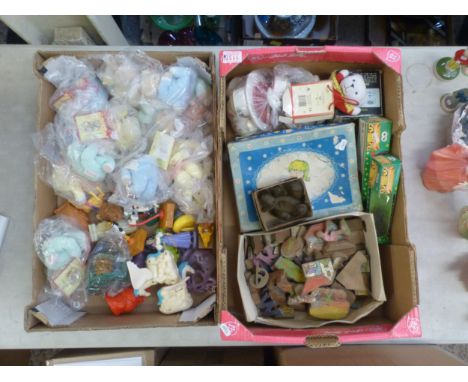 Collection of toys to include Miniature Teddy Bear (fully jointed), Royal Doulton Bunnykins Teddy Bears, various cartoon char