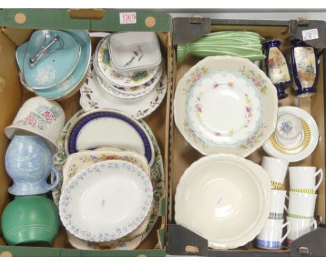 A Mixed Collection of Ceramics to include Kakiemon type vases, Elizabethan Calypso, Masons Chinese Peony (2 Trays)