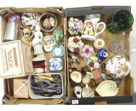 Collection of ceramics to include Wedgwood bulbous vase, Mason's ginger jar, small green jasperware style jug, square lidded 