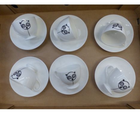 Will Broome for Wedgwood set of 6 tea cups and saucers (1 tray).