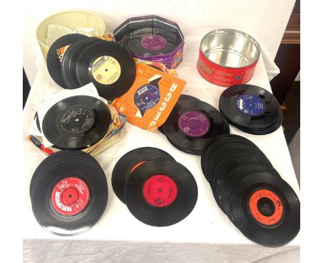Selection of 45 records, to include Rolling Stones, Diana Ross etc 