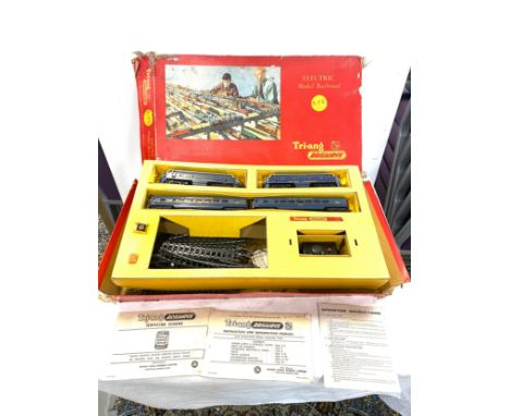 Vintage boxed Tri-ang model rail road rv3x 