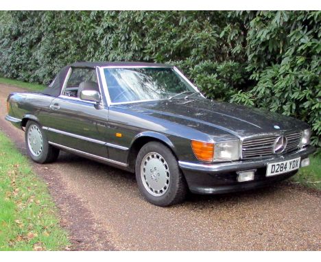 - Light Grey cloth upholstery, 'full history file' and MOT'd till Oct 2016

- Supplied with approximately ú12,000 of commissi