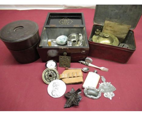 Early C20th red lacquered papier Mache tea caddy containing miscellanea, a early C20th Picnic Wickless oil stove complete wit