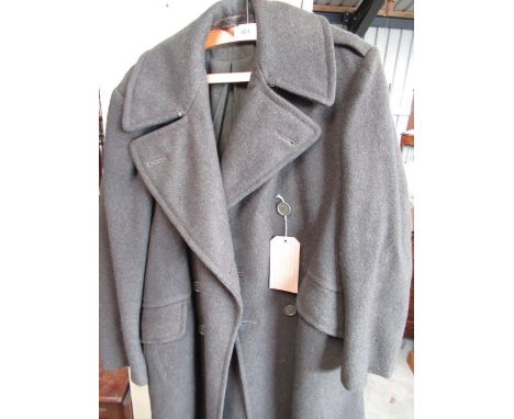 WWII Canadian Army issue great coat, labelled The Freeman Company Montreal size 5 Height 5ft 7-8, Breast 37-39, 1943, and a W