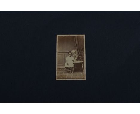 Portrait Cartes-de-Visite,  children, various periods (30) and gentleman, including Mr Sotheron as Garrick, 1860s (45) G (75)