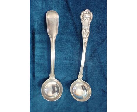 WILLIAM IV SILVER CREAM LADLE GLASGOW 1833 An William IV silver cream ladle in the Queens pattern, single struck with an hone