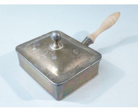 SILVER SILENT BUTLER WITH BALL SHAPED FINIAL AND WOODEN HANDLE, BY ASPREY & CO LTD, BIRMINGHAM 1936, L: 16.2 cm OVERALL (185g