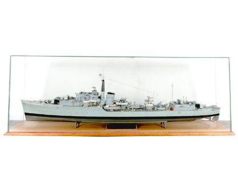 A fine and detailed exhibition style  scale model of the Royal Navy 'O' Class destroyer HMS 'Onslow' (G17) by Norman Peters, 