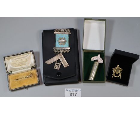 Antique Chromatic Variable Pitch Pipe/Tuning Key together with a 9ct gold top stock pin, silver Masonic Past Member's Jewel, 