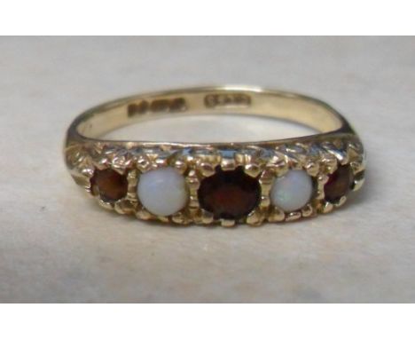 9ct gold white opal and garnet ring size N