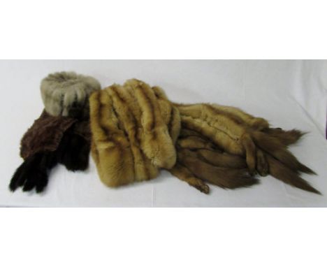 Assorted vintage fur stoles & hat 