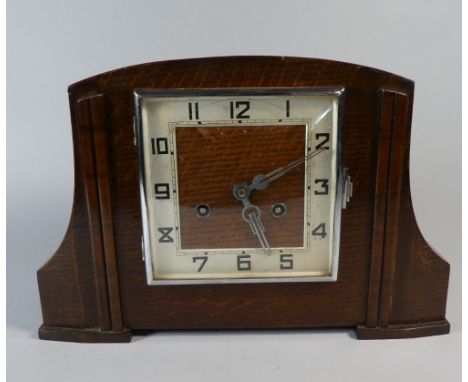 An Oak Art Deco Mantle Clock with Eight Day Movement, 13cm WIde
