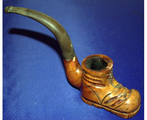 Novelty Smokers Pipe In The Form Of An Old Boot
