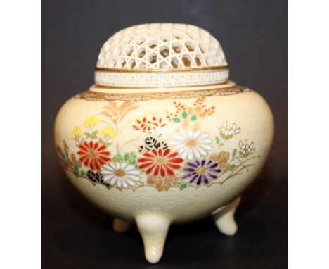 Small Japanese Satsuma Pot Pourri Vase, Decorated With Flowers, Tripod base, Impressed Mark To Base, Reticulated Cover. Heigh