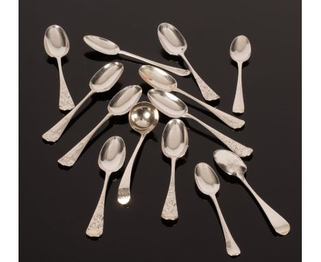 Various silver teaspoons and a silver condiment ladle, approximately 185g CONDITION REPORT: Condition information is not usua
