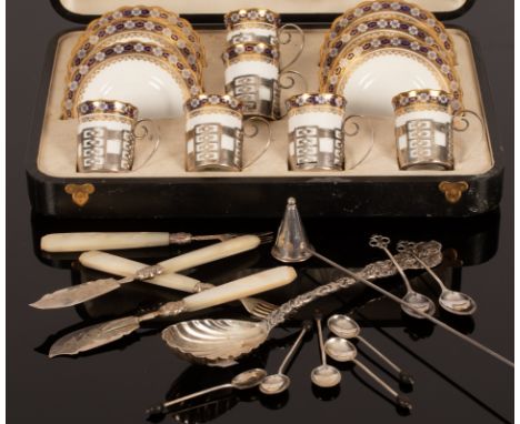 A Victorian cased set of silver cake eaters, HA, Sheffield 1869, comprising two knives and two forks, a cased set of six coff