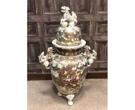 LARGE EARLY 20TH CENTURY JAPANESE BALUSTER VASE AND COVER, the domed lid with foe dog finial and the vase with dog handles, p