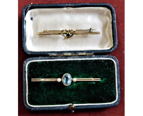 Brooch - Gold with light blue stone 15ct, 5cm long, boxed early 1900s, very good condition