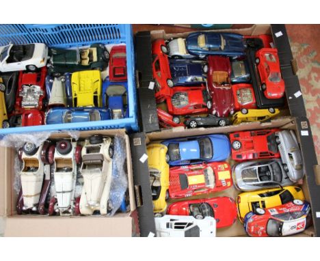 Four boxes of large scale Bburago, etc modern diecast vehicles (af) 