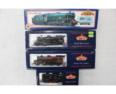 A Bachmann Branch line 31.153 45596 Bahamas, 32.176 2-6-0 crab, 32.175 2-6-0 crab in red and a DCC ready 08 shunter 13238 all