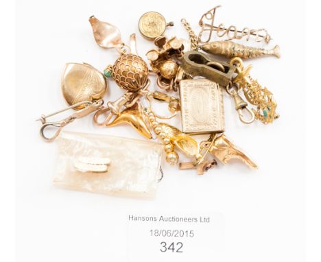 A quantity of scrap gold; together with clasps, brooches, charms and also a compass charm and 9ct front and back locket, etc 