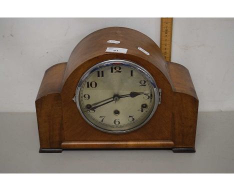 An early 20th Century dome topped mantel clock