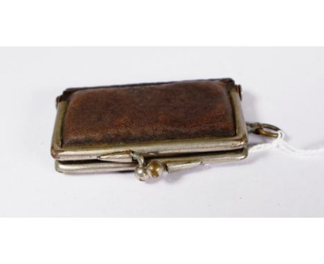 Vintage leather purse form sovereign case fitted interior compartment for half sovereign and full sovereign, (length 6cm appr