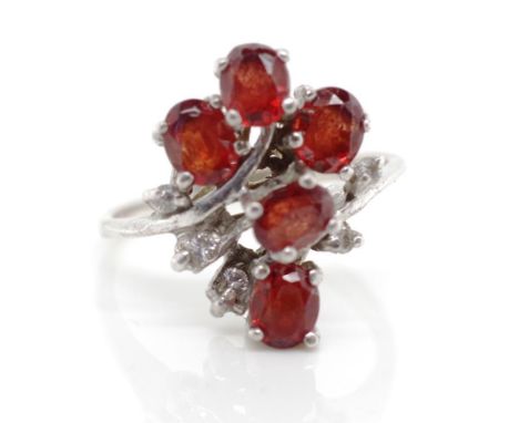 Simulant and silver ring Approx total weight 4.1 grams, ring size P.