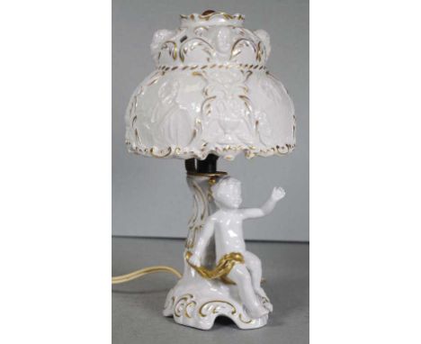 Dresden boudoir lamp with figural base, 23cm high