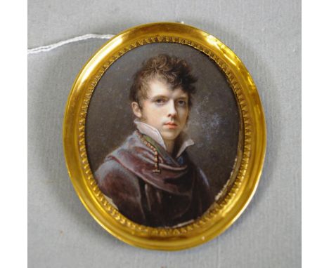 Antique French portrait miniature of a gentleman in a gold gilt oval frame, height 9cm approx