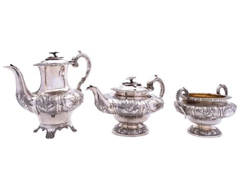 A William IV silver part tea service by Richard Pearce & George Burrows, London 1836, comprising of a tea pot and sugar basin