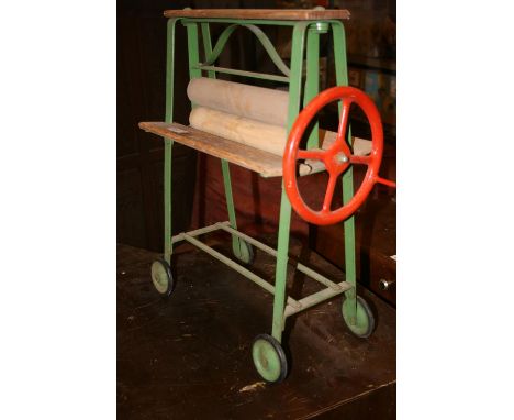 Vintage Lines Brothers Tri-ang mangle, 49cm high. 