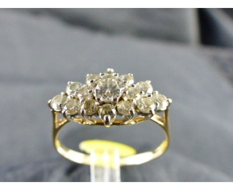 9 ct gold CZ cluster ring. Size R.