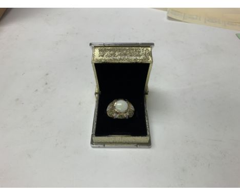 9ct opel Perredot ring 8g