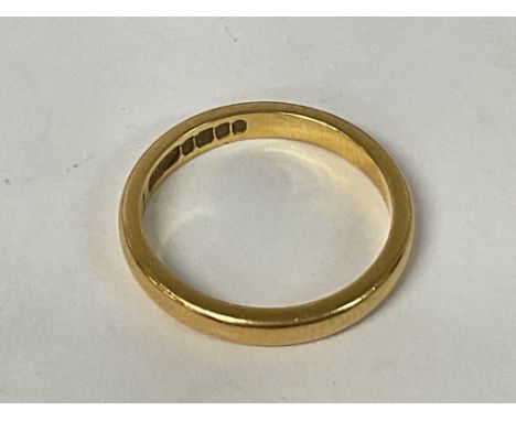 Hallmarked 22kt gold Band ring 2.9g size I