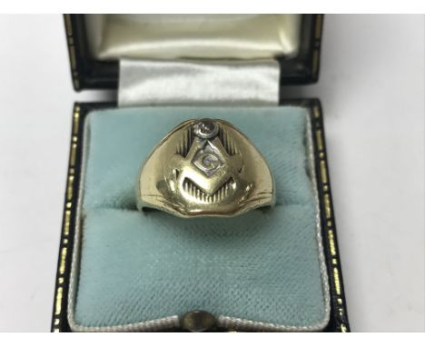A 14ct gold and diamond Masonic signet ring. (R) approx 9.1g.