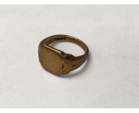 A 9 ct gold signet 8 grams.