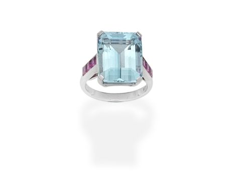 AQUAMARINE AND RUBY RINGThe rectangular step-cut aquamarine, between square step-cut ruby shoulders, ring size approx. MFor f