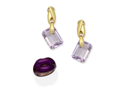 SOLANGE AZAGURY-PARTRIDGE: LACQUER AND SILVER 'HOTLIPS' RING, 2007; GAVELLO: AMETHYST PENDENT EARCLIPS1st: Designed as lips i