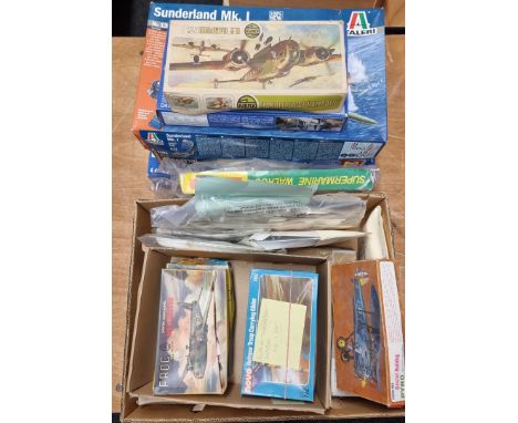 Model Kits:&nbsp;a collection of aircraft kits, to include examples by Novo; Eagle; Frog; Airfix and Revell; together with a 
