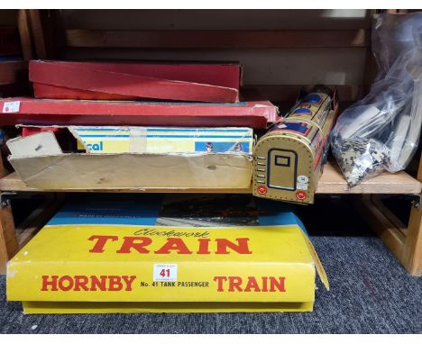 Hornby:&nbsp;a vintage boxed No.41 Tank Passenger clockwork train set; together with two part sets of vintage Meccano; and tw